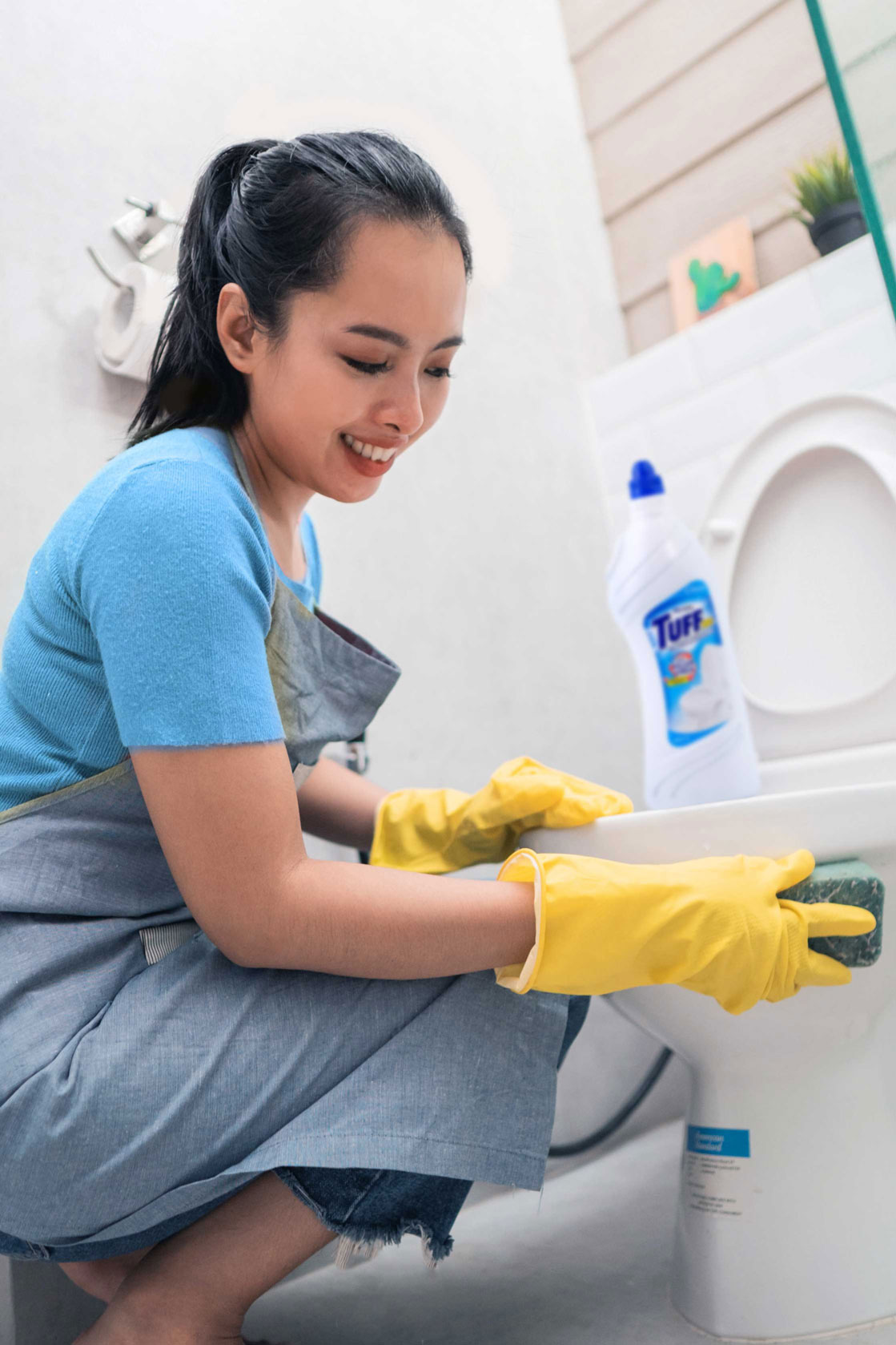 How to Use Toilet Bowl Cleaner Top Tips from Tuff Toilet Bowl Cleanser